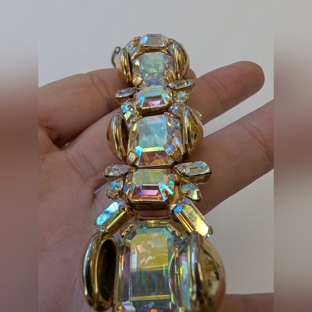 VTG CHUNKY AB CRYSTAL GOLD TONE BRACELET - Picture 6 of 14